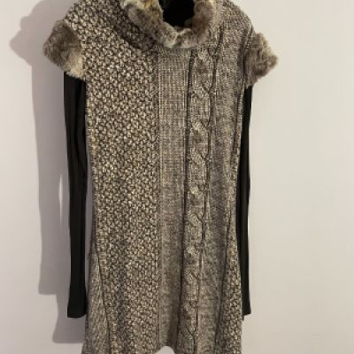 Vestito con pelliccia eco