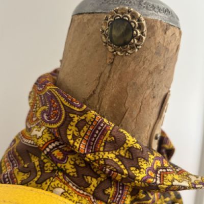 Orecchini con bottoni vintage