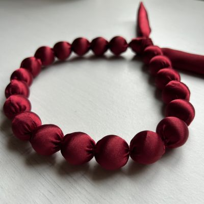 Collana di perle borgogna