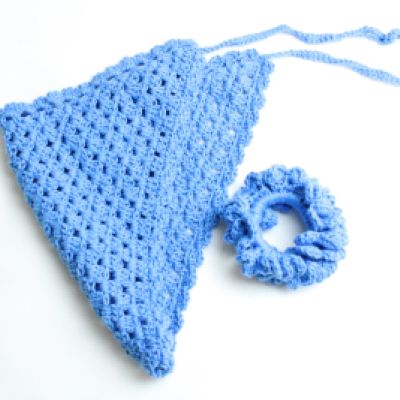 Bandana all'uncinetto in cotone – Blu cielo, accessorio handmade per capelli