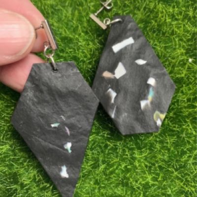 Orecchini plastica reciclata