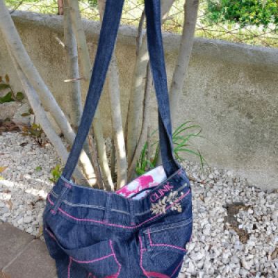 borsa realizzata con pantaloni vintage